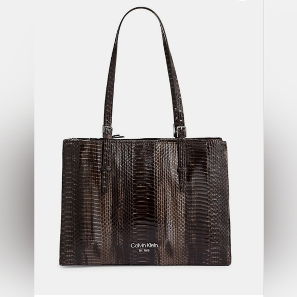 Celvin Klien Penny 3 Compartment Tote - Picture 2 of 13